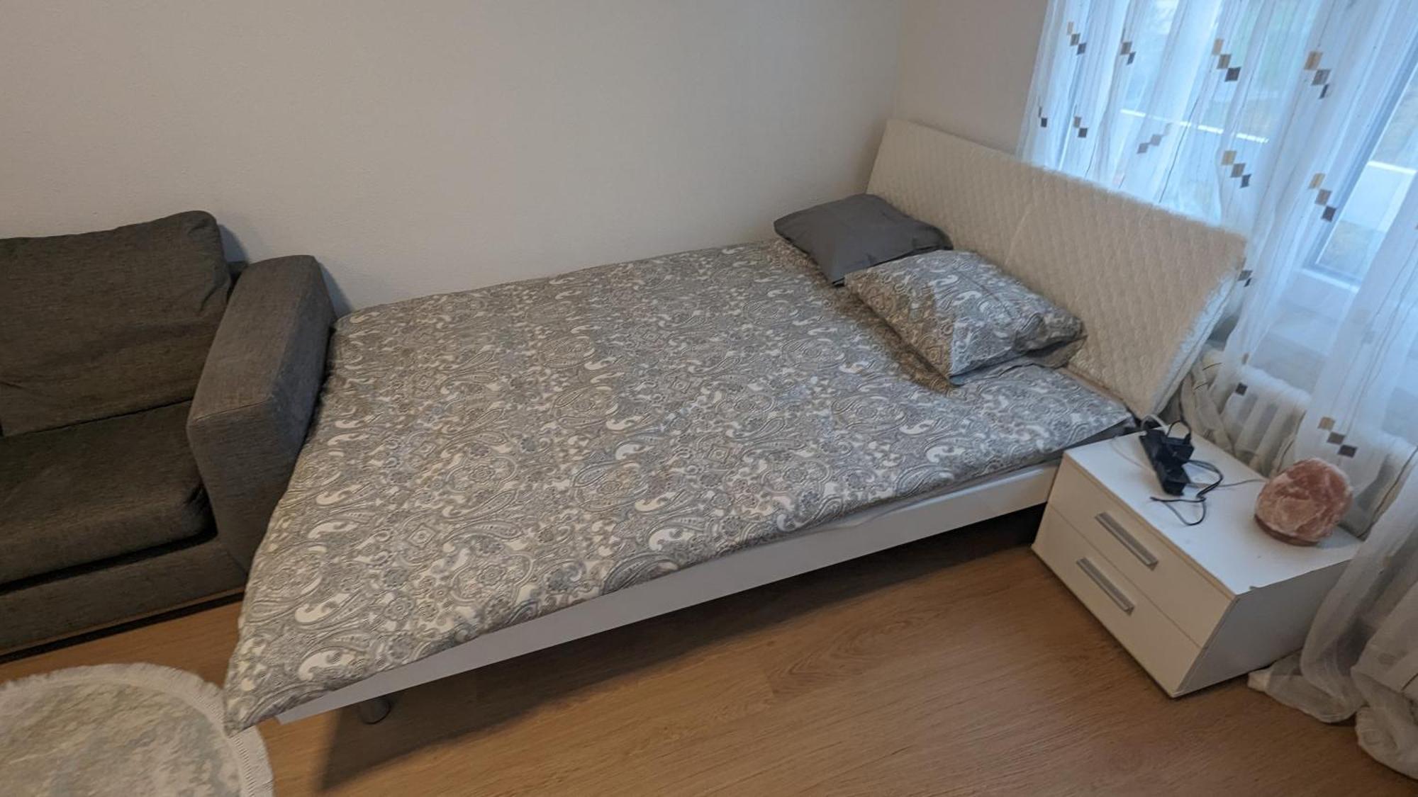 Meuble Pour 2 - Proche De *